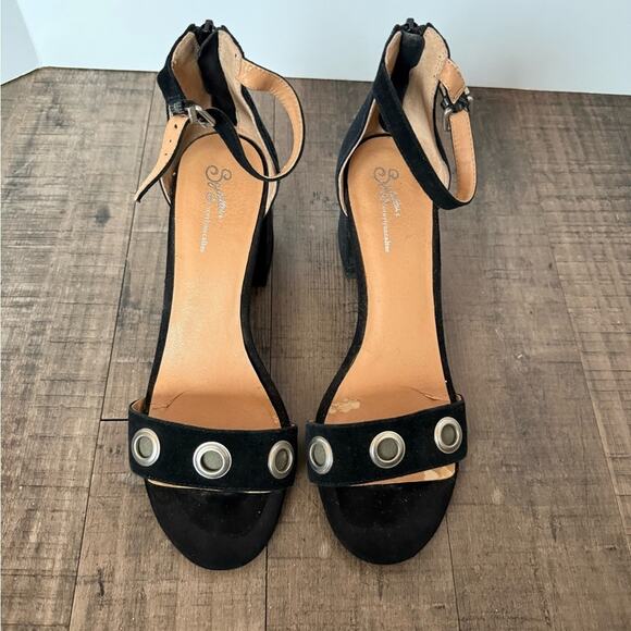 SEYCHELLES BLACK SUEDE SANDAL BLOCK HEEL ANKLE STRAP SILVER ACCENT SIZE 9 - Picture 3 of 8